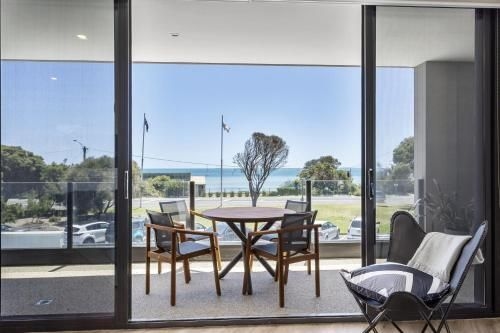 Blairgowrie Apartment 1 - on the beach0