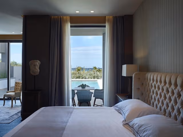 SUITE EXECUTIVE