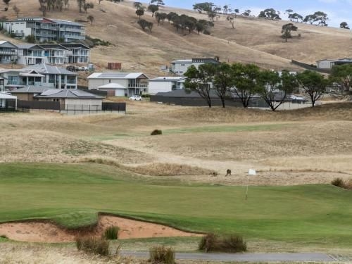 Front 9 then Dine - 3/61 St Andrews Boulevard2