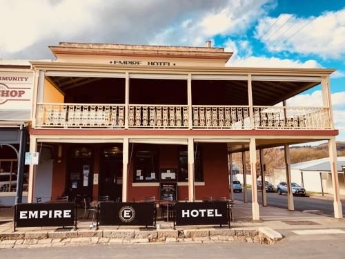 Empire Hotel Beechworth0