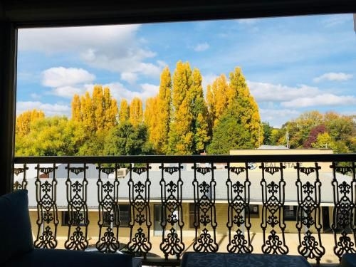 Empire Hotel Beechworth1