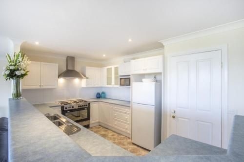 58 Seaview St - Summer Days3