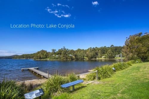 77 Lake Entrance Rd - Waterfront Wonder1