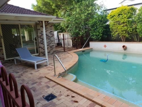 Robyn's Nest - Bed and Breakfast (Robyn's Nest - Hosted, Bed and Breakfast)0