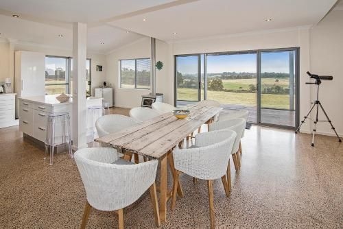Margaret River Farmhouse0