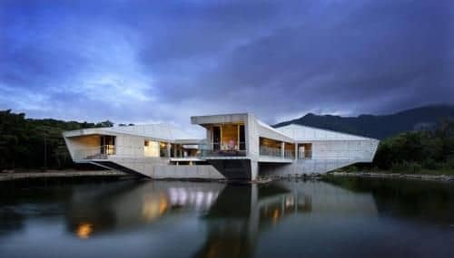 Alkira Award Winning Luxury Beachfront Rainforest Holiday House Alkira Award Winning Luxury Beachfront Rainforest Holiday House