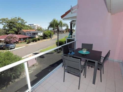4 'Frangipani' 30 Leonard Avenue - spacious townhouse 4 'Frangipani' 30 Leonard Avenue - spacious townhouse