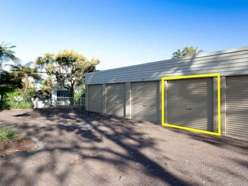4 'Harbourside' 3-7 Soldiers Point Road - ground floor on the waterfront4