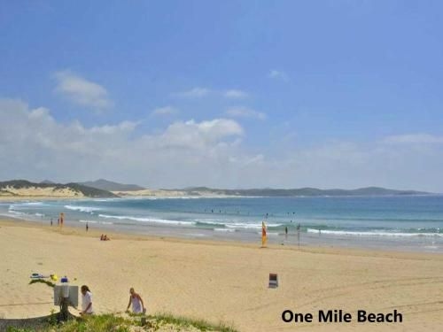 Beach View At One Mile', 8/26 One Mile Close - infinity complex pool & WIFI3