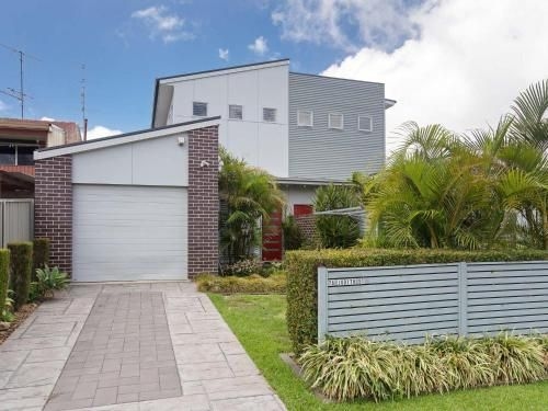 7a Judith Street - stunning duplex with ducted air conditioning2