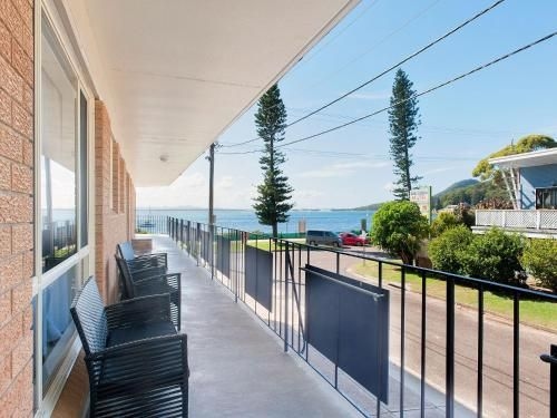 1 'Shoal Towers', 11 Shoal Bay Road - fantastic unit across the road from beach1
