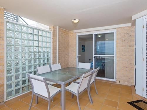 3 'The Clippers' 131 Soldiers Point Road - fabulous waterfront unit3