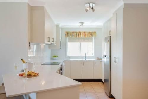 Three-Bedroom Apartment with Lake View