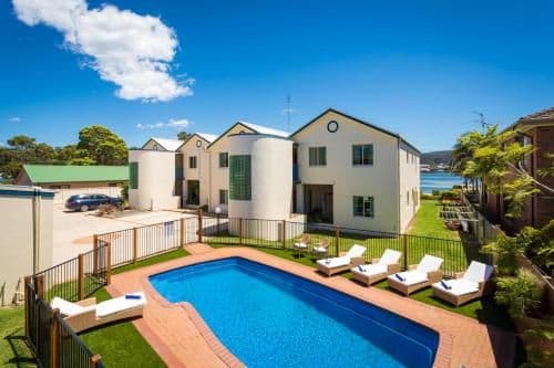 Three-Bedroom Apartment with Lake View