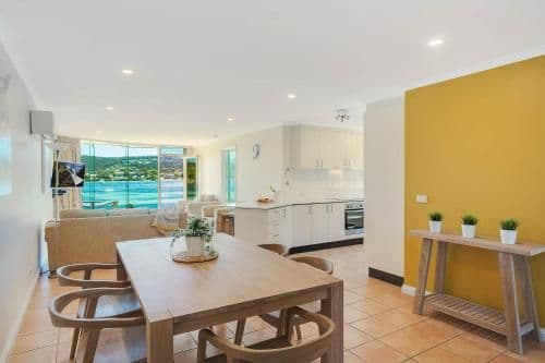 Three-Bedroom Apartment with Lake View