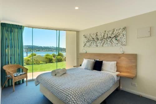 Two-Bedroom Apartment with Lake View - Wheelchair Accessible