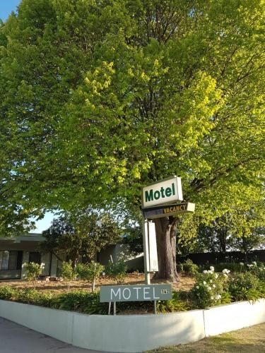 Holbrook SKYE Motel0