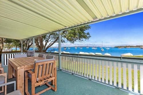 Sunset Beach House - Soldiers Point Sleeps 9 Sunset Beach House - Soldiers Point Sleeps 9