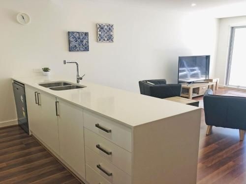 Avra Seabreeze', 503/4-8 Bullecourt Street2