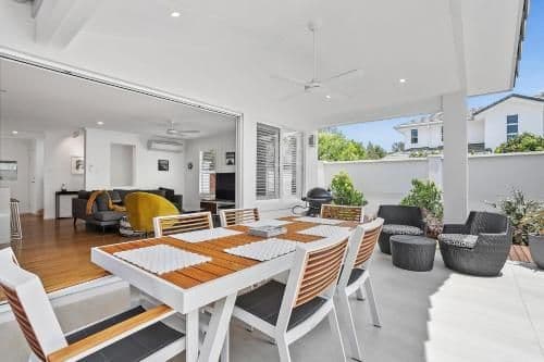 Three-Bedroom Townhouse