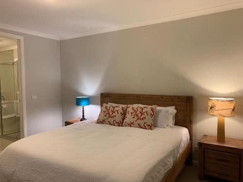 Standard King Room with Shower