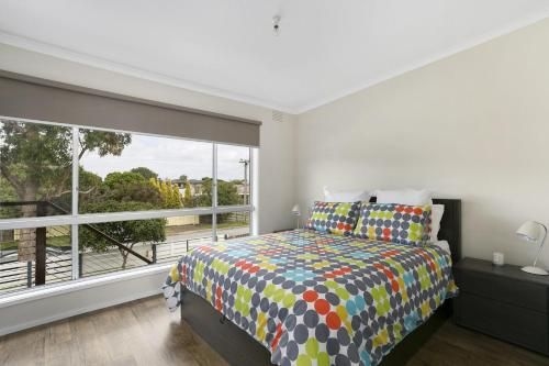 Upstairs Cottage On Beachurst4
