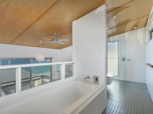 Sea Shack2