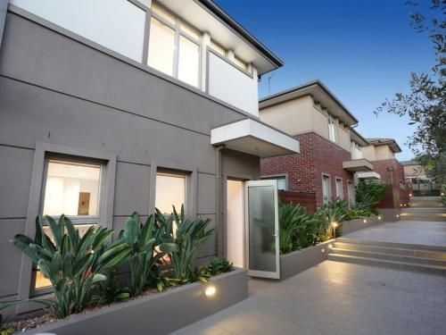 Kew Luxury Townhouse3