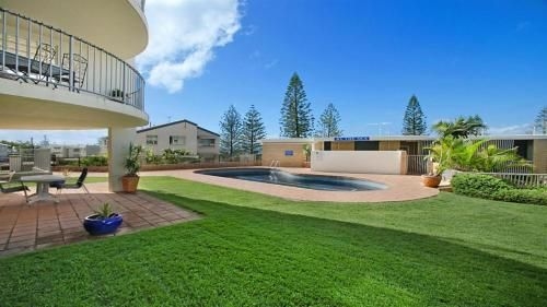 By The Sea Unit 4, 13 Esplanade, Kings Beach1