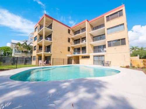 Golden Shores Unit 1, 21 Landsborough Parade Golden Shores Unit 1, 21 Landsborough Parade
