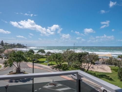 Pacific Towers Unit 4, 19 Ormonde Tce Kings Beach3