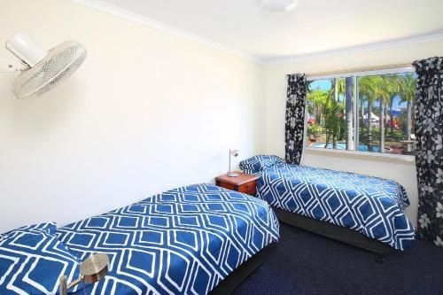 Resort Style - The Oasis Resort Villa 7, 2 Landsborough Pde4