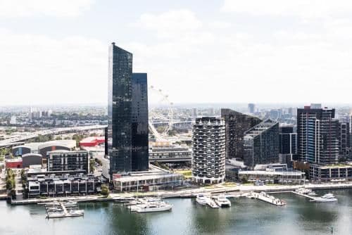 Sky High Two-Bedroom Two Bathroom Apartment with Harbour Views