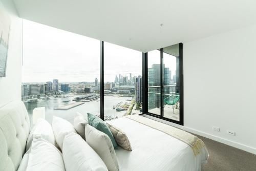Melbourne Private Apartments Collins Wharf Waterfront Docklands0
