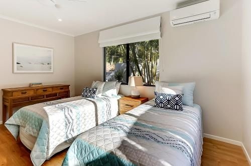 Castaways Beach Escape4