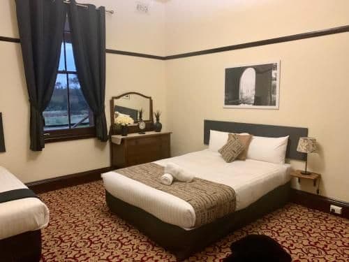 Standard Twin Room