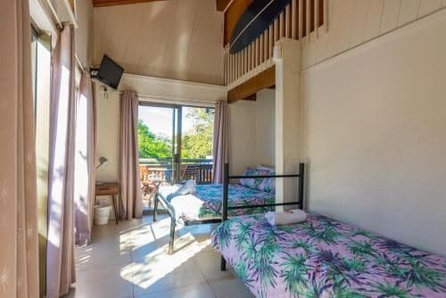 Basic Triple Room with Shared Bathroom