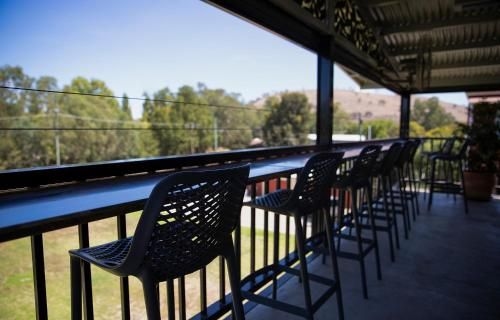 Criterion Hotel Gundagai1