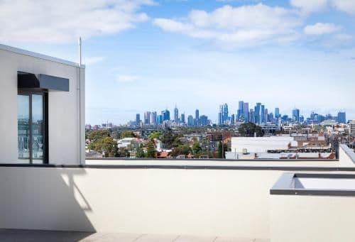 2 Bedroom City View Apartment