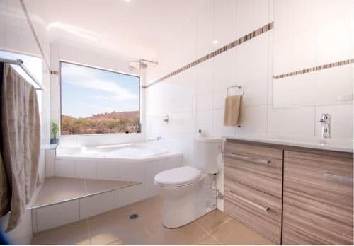 King Room with Spa Bath