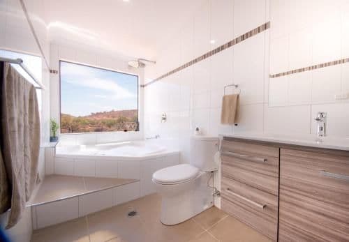 King Room with Spa Bath