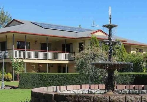 Allora lodge Bed and Breakfast0