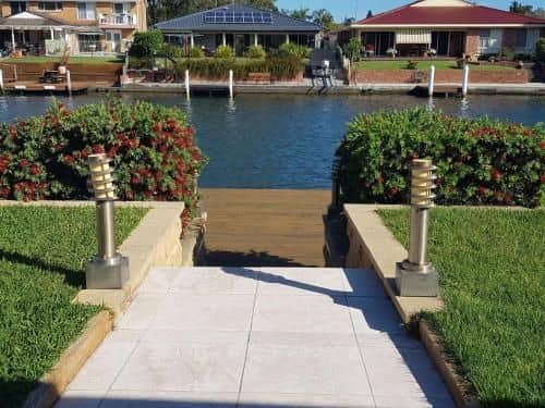 Waterfront Haven with jetty, mooring and WiFI Waterfront Haven with jetty, mooring and WiFI