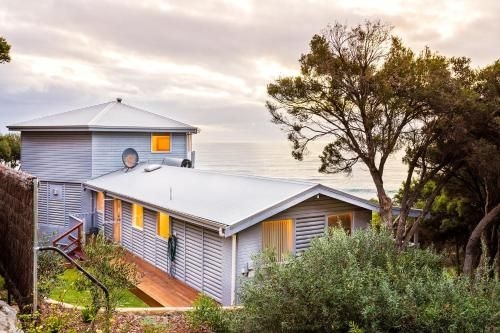 Yallingup's best located beach house1