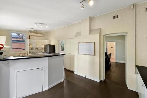 GlenIris Beautiful 6BedderFamily House+2Bath+Pool2