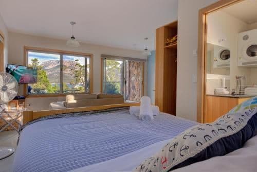 Studio Apartment with Sea View