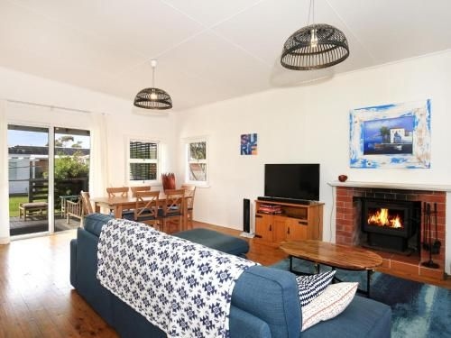 Triangulo @ Culburra - Pet Friendly - 2 Mins to Beach1