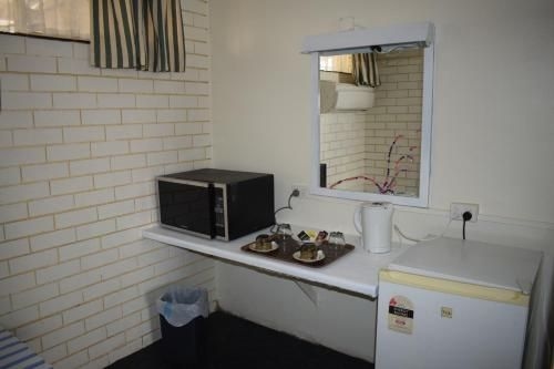 THE QUEENSLANDER MOTEL4