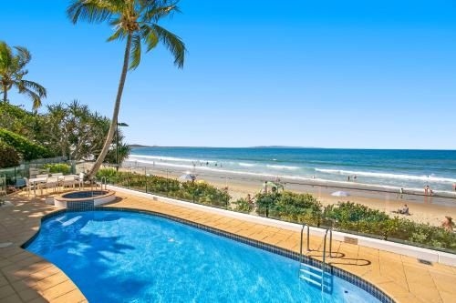 Beachfront luxury, Hastings Street4