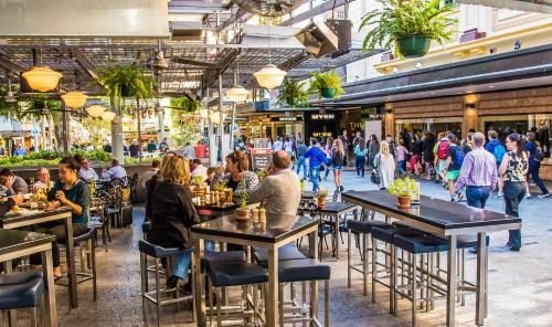 Forest themed APT in the Heart of Brisbane CBD4